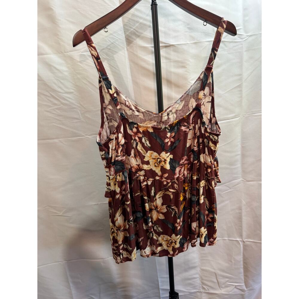 Torrid Babydoll Tank Top Womens Size 1 Ruffled Floral Burgundy Adjustable Strap